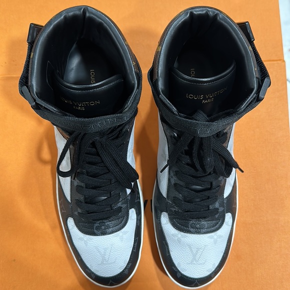 Louis Vuitton Rivoli Sneaker Boot - Picture 5 of 12